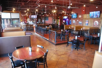 3341 W Main St, St Charles, IL for lease Interior Photo- Image 2 of 4