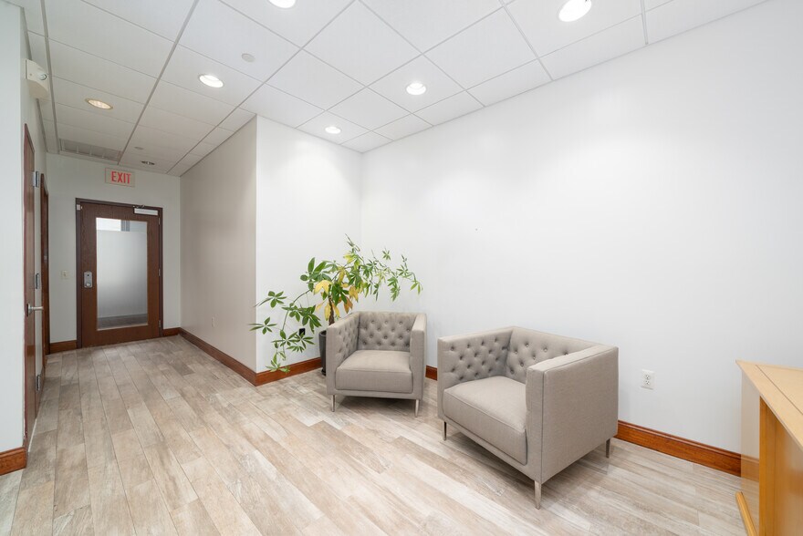 36-42-42 Newark St, Hoboken, NJ for lease - Building Photo - Image 3 of 49