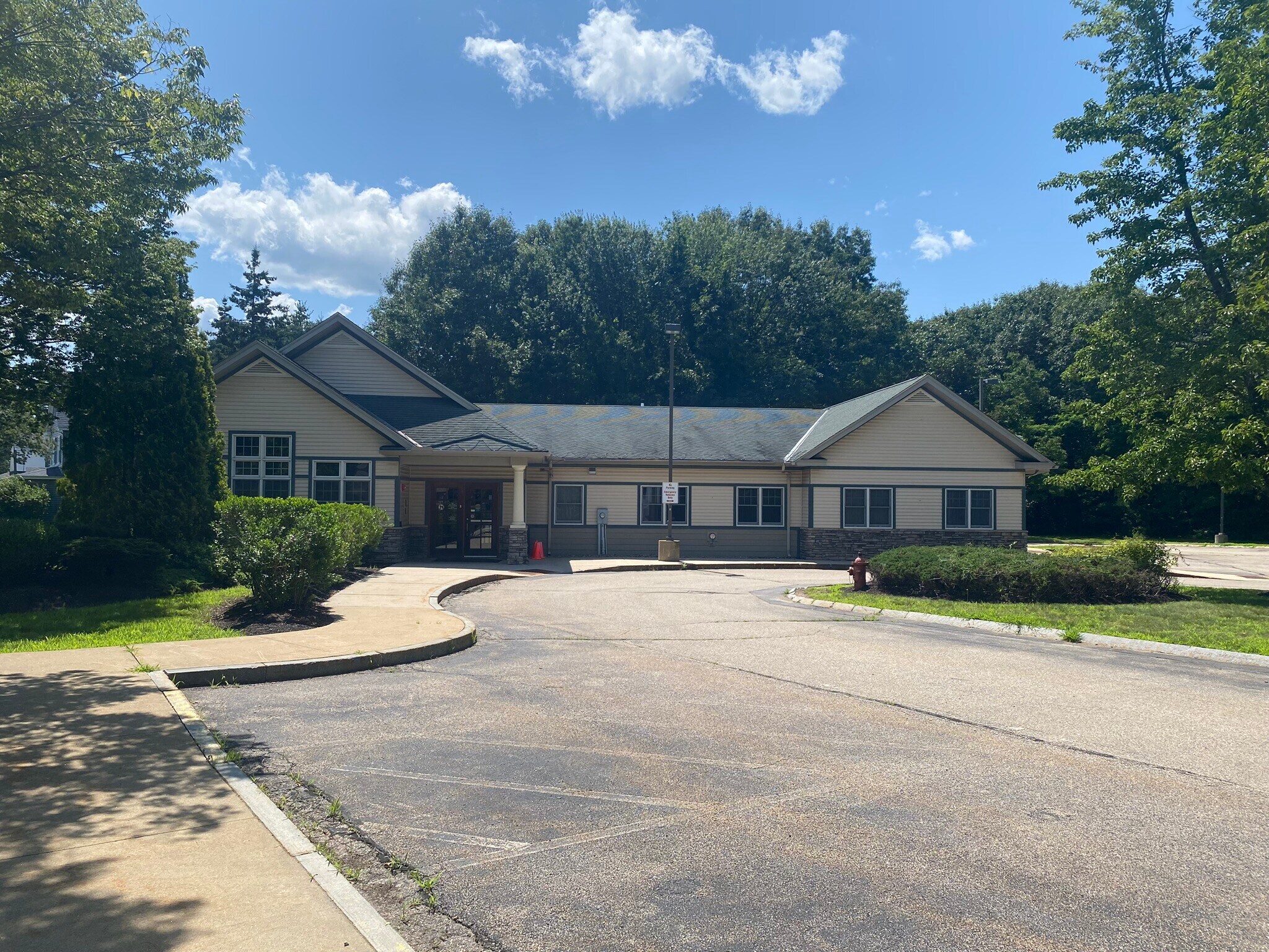 353 High St, Somersworth, NH for sale Building Photo- Image 1 of 1