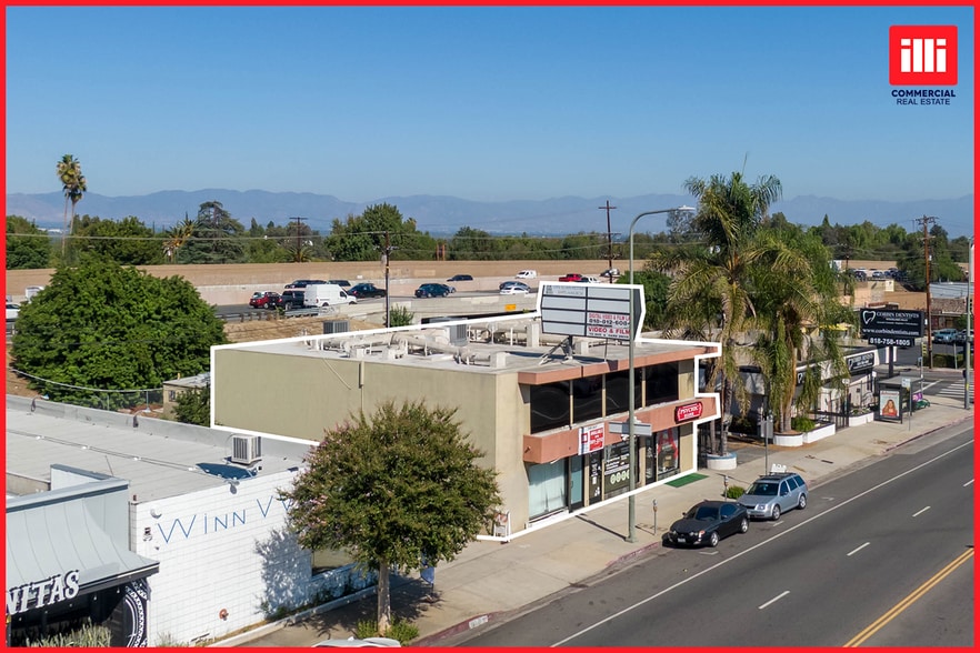 19709 Ventura Blvd, Woodland Hills, CA for lease - Building Photo - Image 1 of 8
