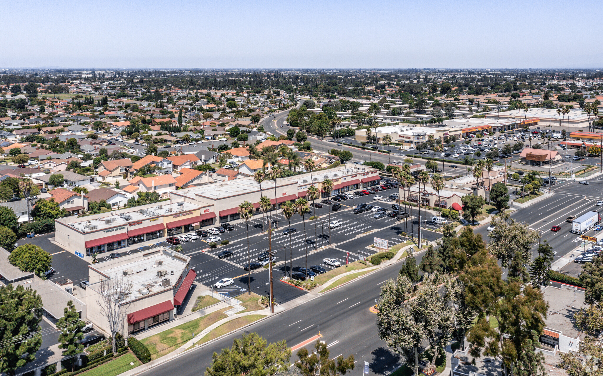 16275-16377 Harbor Blvd, Fountain Valley, CA 92708 - Harbor Plaza | LoopNet