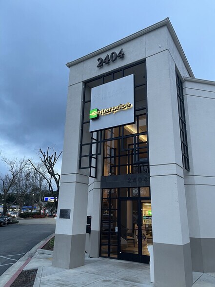 2404 San Ramon Valley Blvd, San Ramon, CA for lease - Building Photo - Image 3 of 8