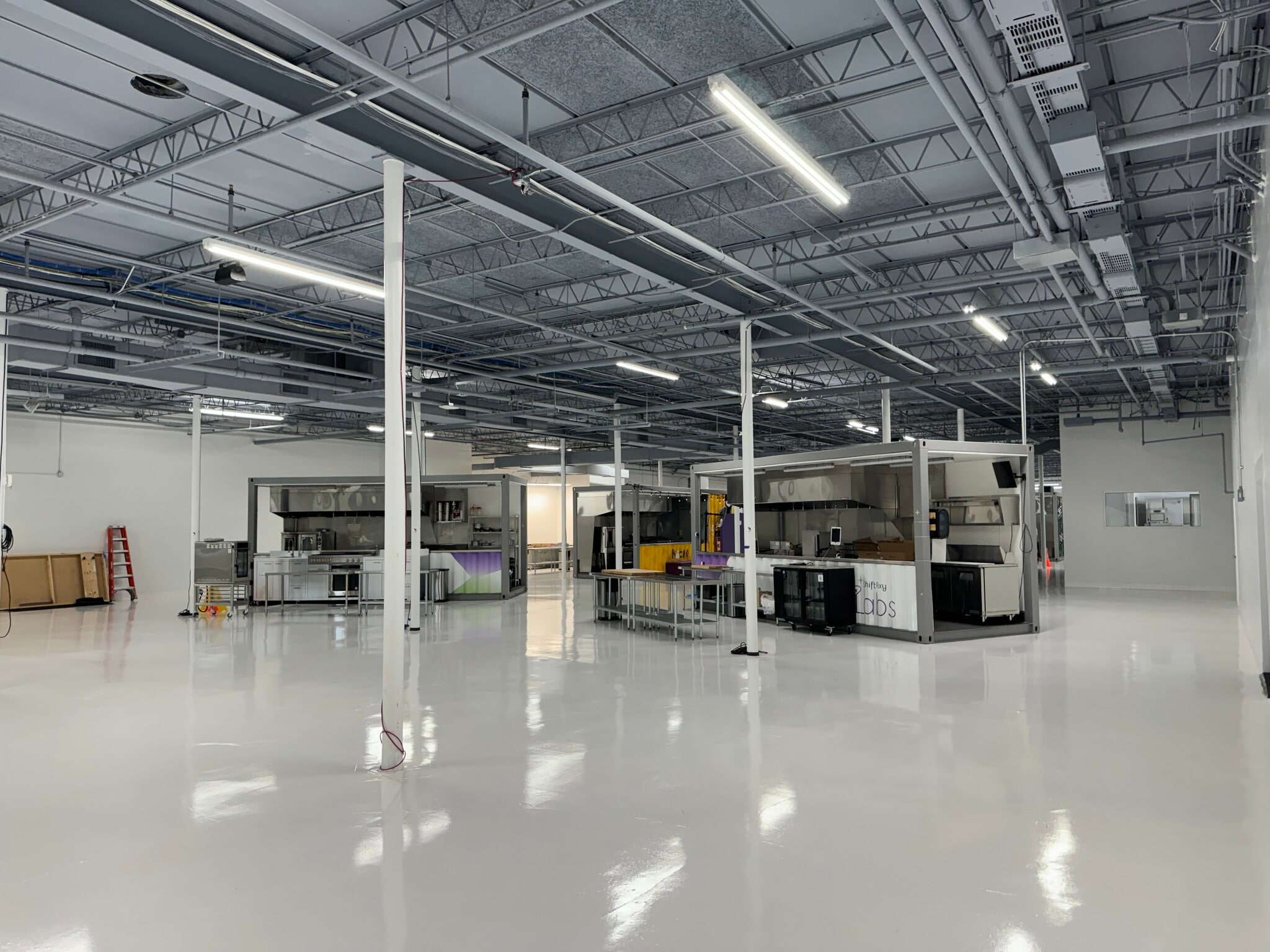 4051 NW 25th st, Miami, FL for lease Interior Photo- Image 1 of 5