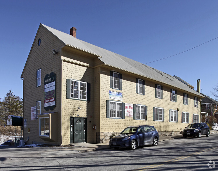 213 Robinson St, South Kingstown, RI for lease - Building Photo - Image 2 of 35