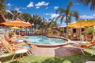 Blue Seas Courtyard UNIQUE & RARE OPPORTUNITY - Pub