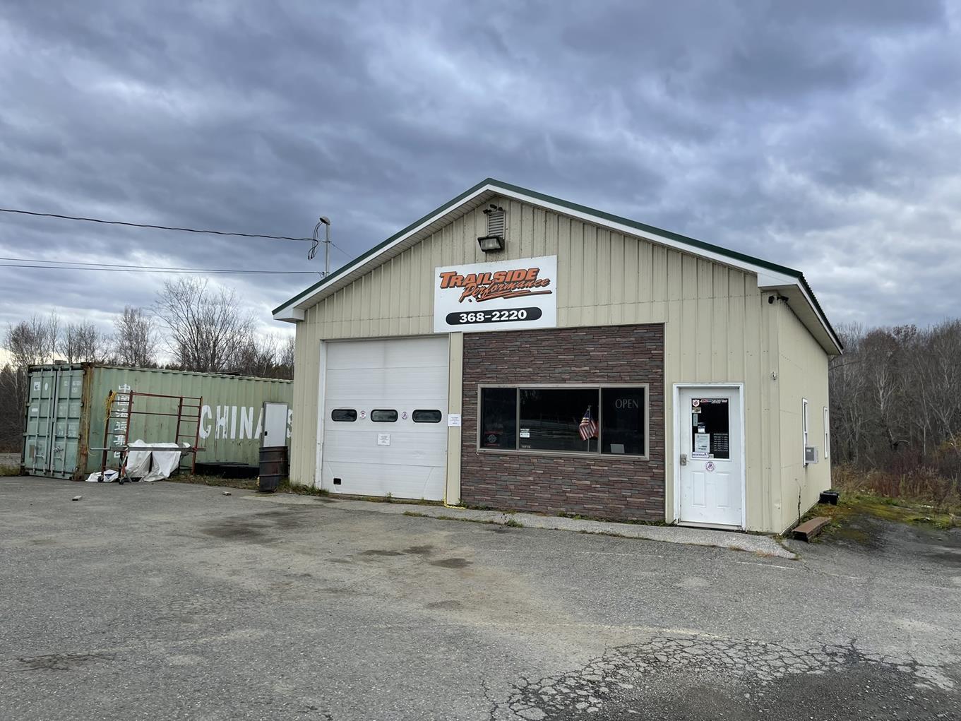 276 Moosehead Trl, Newport, ME for sale Primary Photo- Image 1 of 6