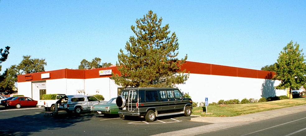 2232-2248 Sierra Meadows Dr, Rocklin, CA for lease - Primary Photo - Image 1 of 3
