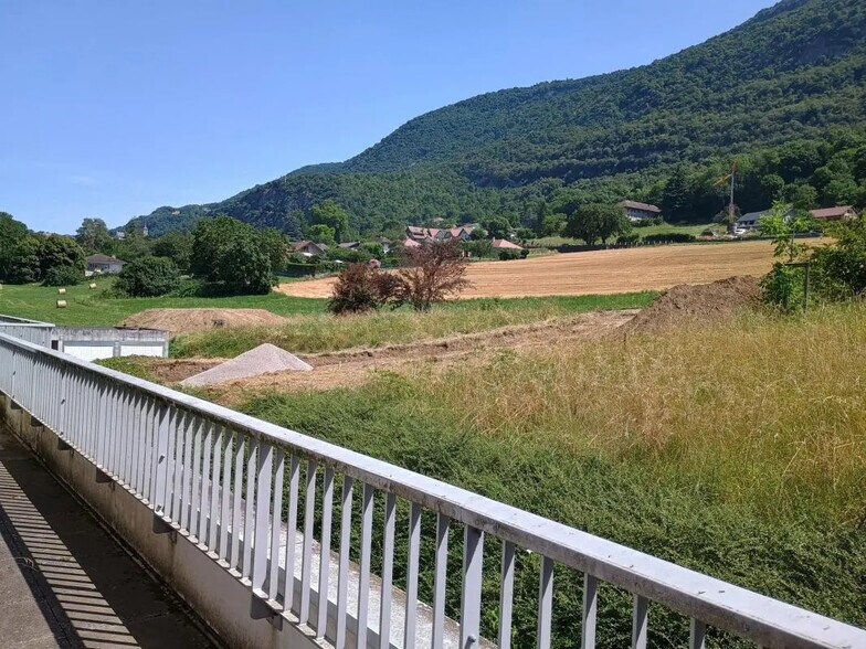 885 Route D'aix Les Bains, Chindrieux for lease - Building Photo - Image 3 of 12