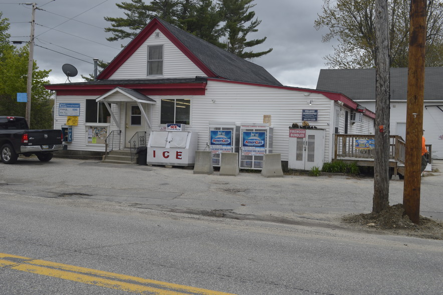 978 Meadow Rd, Casco, ME for sale - Building Photo - Image 1 of 1