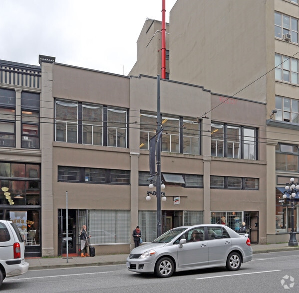 326-330 W Cordova St, Vancouver, BC for lease - Building Photo - Image 2 of 11