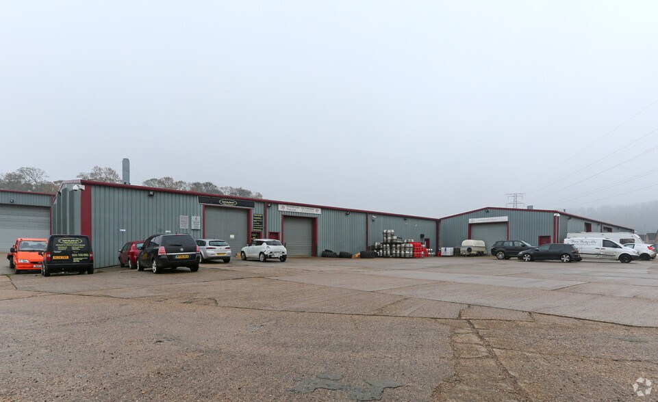 26 Londonthorpe Rd, Grantham for lease - Building Photo - Image 2 of 3