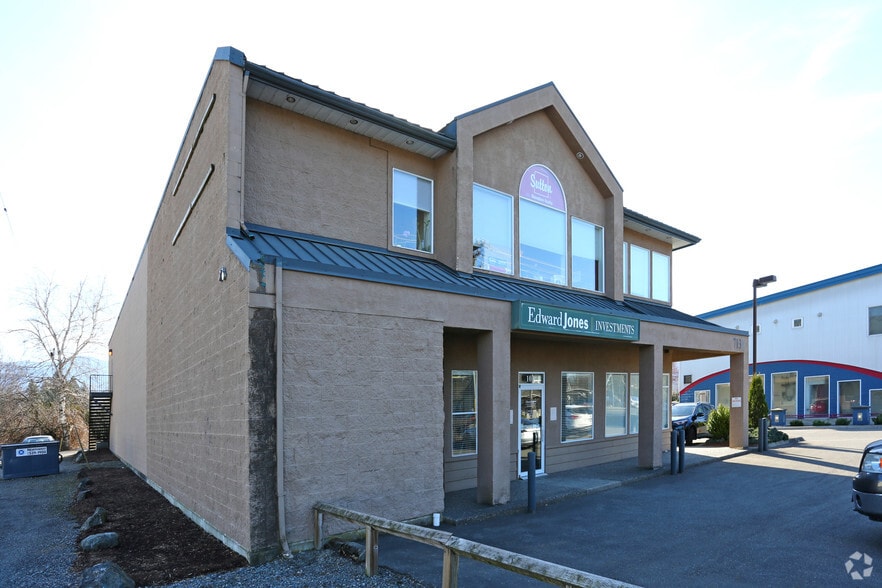 7134 Vedder Rd, Chilliwack, BC for lease - Building Photo - Image 2 of 10