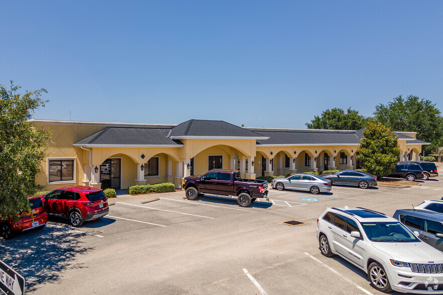 4690-4712 Exploration Ave, Lakeland, FL for sale - Primary Photo - Image 1 of 1