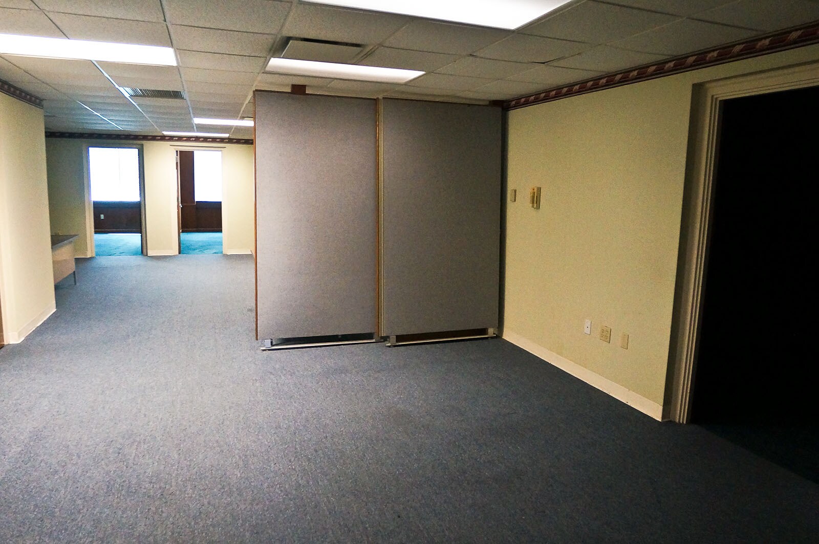 501 N Grandview Ave, Daytona Beach, FL for lease Interior Photo- Image 1 of 22