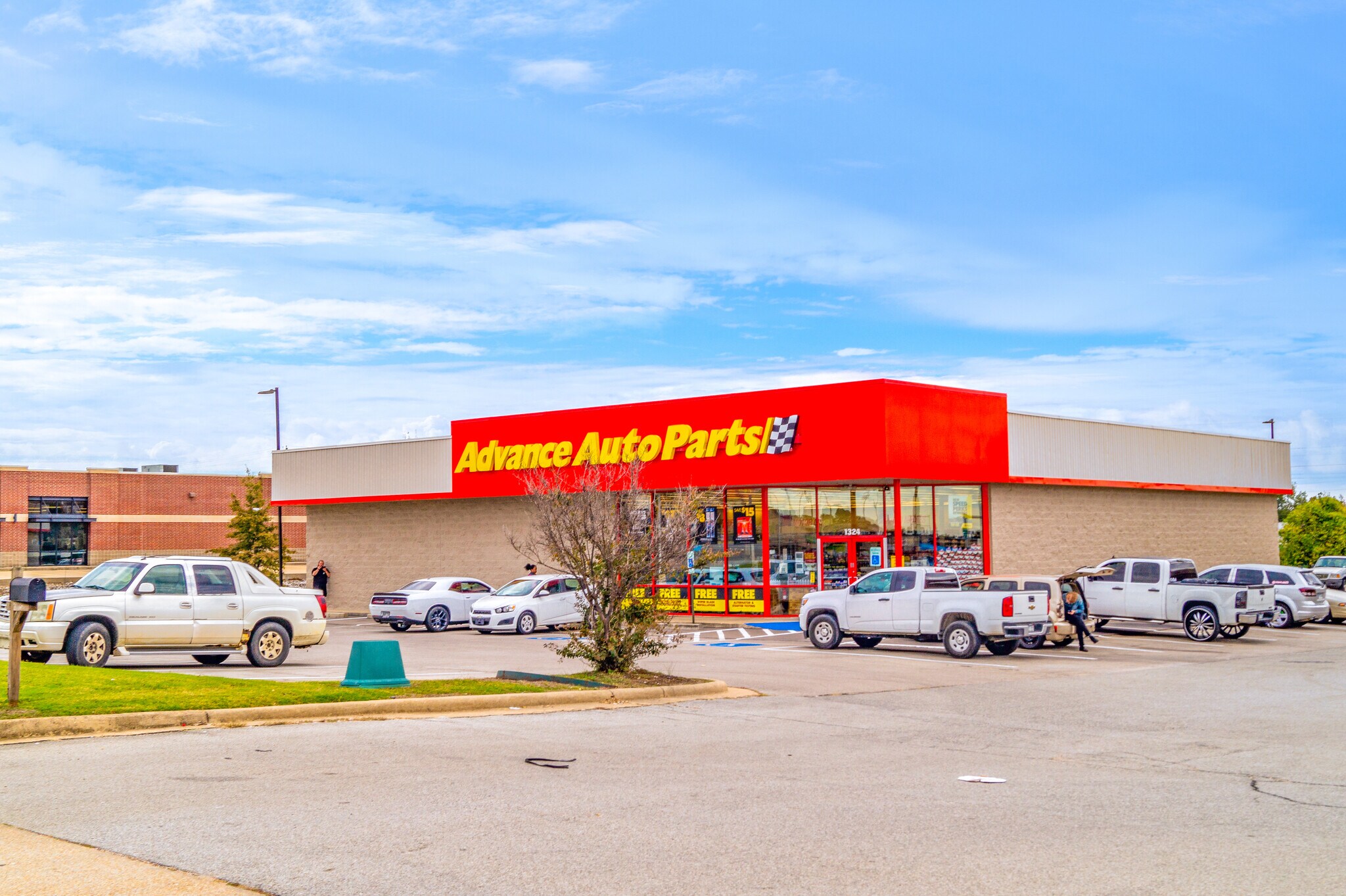 1324 Stadium Blvd, Jonesboro, AR 72401