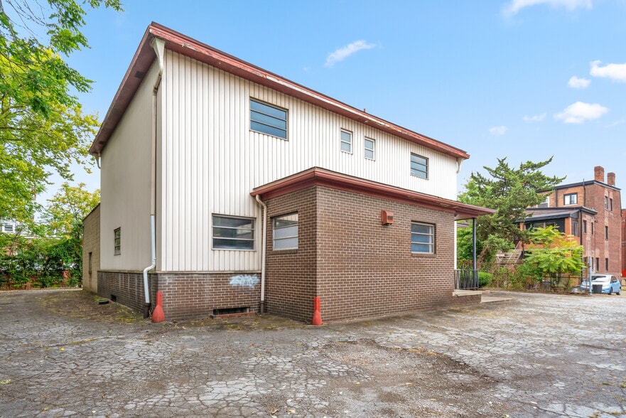 4745 Modoc St, Pittsburgh, PA for sale - Building Photo - Image 2 of 17