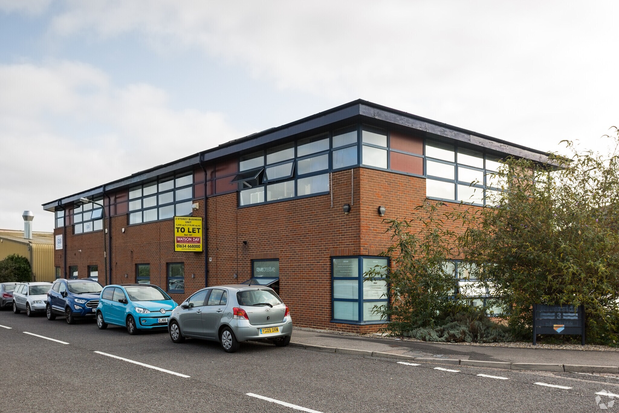 Sir Thomas Longley Rd, Rochester for lease Primary Photo- Image 1 of 4