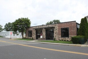 6 Stockton Lake Blvd, Manasquan NJ - Warehouse