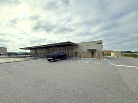 4920 Orba Dr, The Villages FL - Warehouse