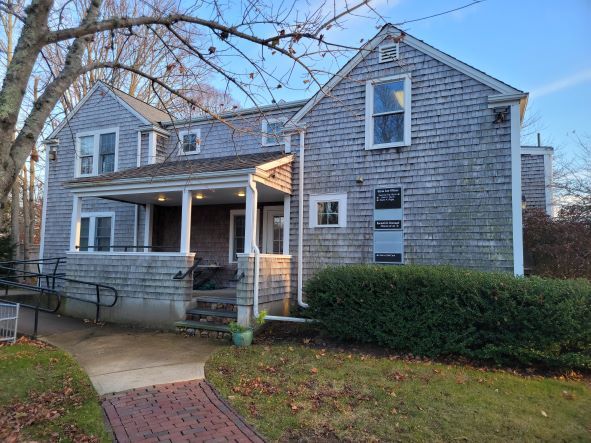 49 Locust St, Falmouth, MA for lease - Building Photo - Image 2 of 12