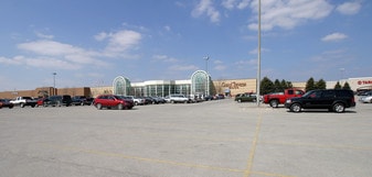Grand Traverse Mall - Storefront Property