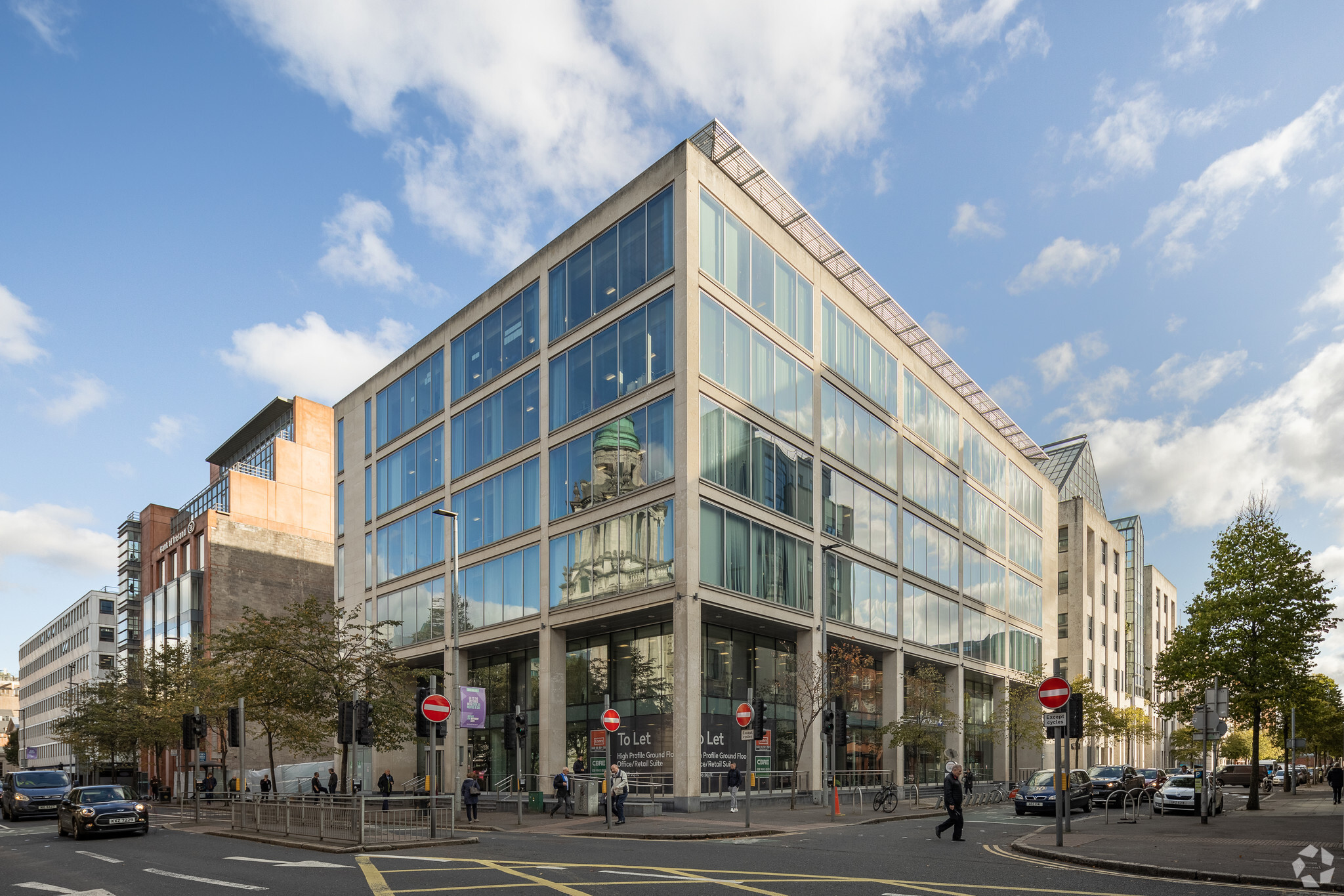 6-9 Donegall Sq S, Belfast for lease Primary Photo- Image 1 of 4