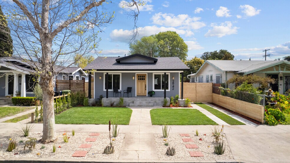 2942 Virginia Rd, Los Angeles, CA 90016