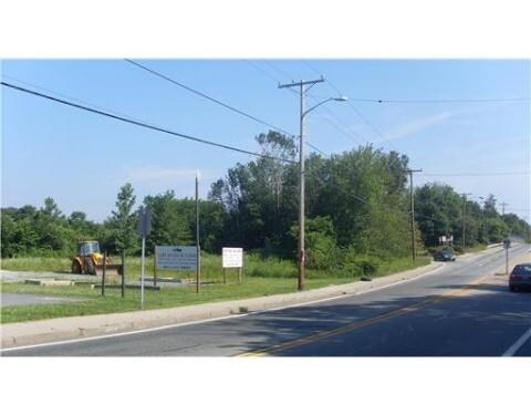 2222 Diamond Hill Rd, Cumberland, RI for sale - Primary Photo - Image 1 of 1