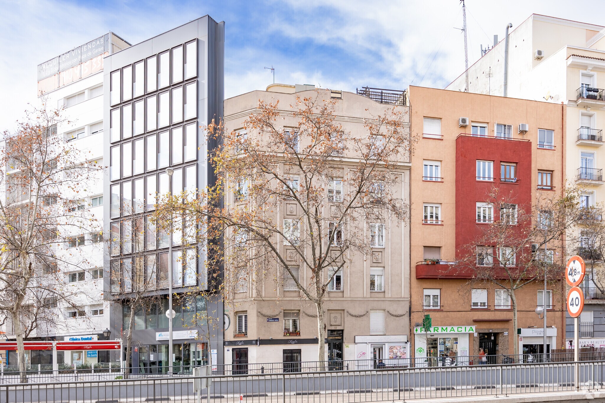 Calle de Francisco Silvela, 73, Madrid, Madrid for sale Primary Photo- Image 1 of 1