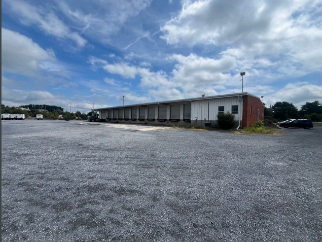 53 Expo Rd, Fishersville, VA for lease - Building Photo - Image 3 of 5