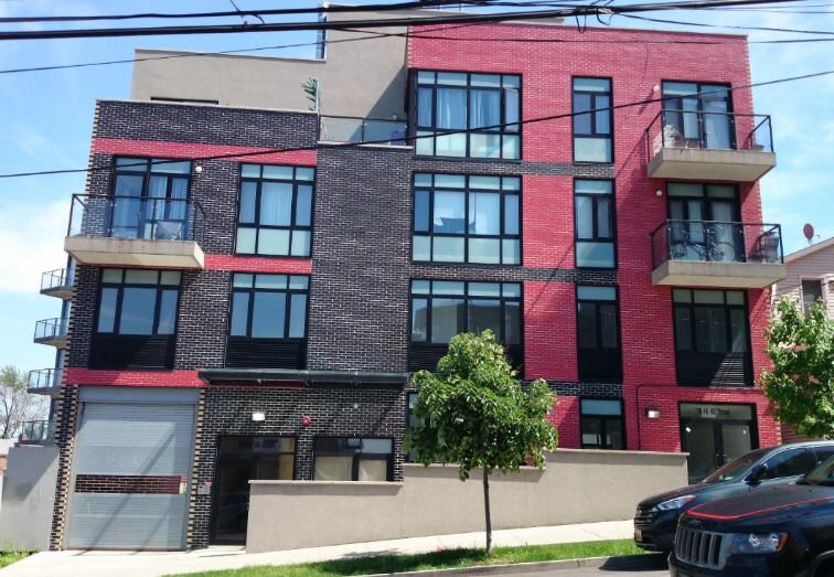 86-18 60th Rd, Elmhurst, NY for sale - Primary Photo - Image 1 of 1