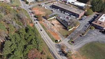 703 Lumpkin Camp Ground Rd - Commercial Real Estate