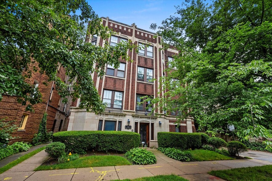 1112 Grove St, Evanston, IL for sale - Primary Photo - Image 1 of 1