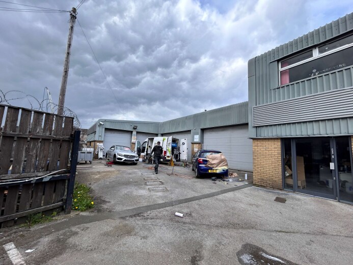 360 Killinghall Rd, Bradford, BD2 4SE Industrial for Lease