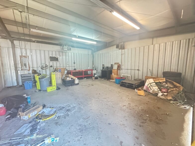 8375 Grady St, Douglasville, GA for sale - Building Photo - Image 2 of 9