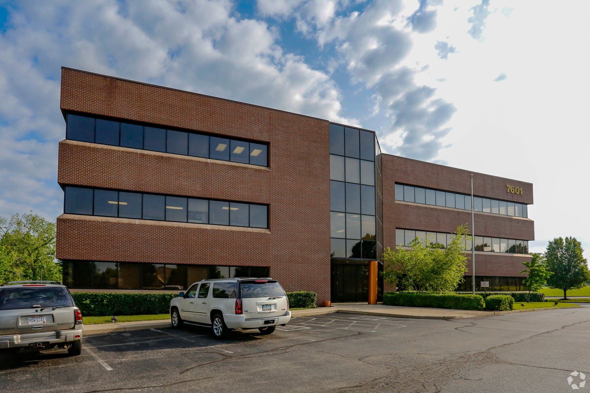 7601 Paragon Rd, Dayton, OH 45459 Paragon Crossing