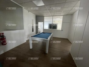 Flex in Croissy-Beaubourg for lease Interior Photo- Image 1 of 5