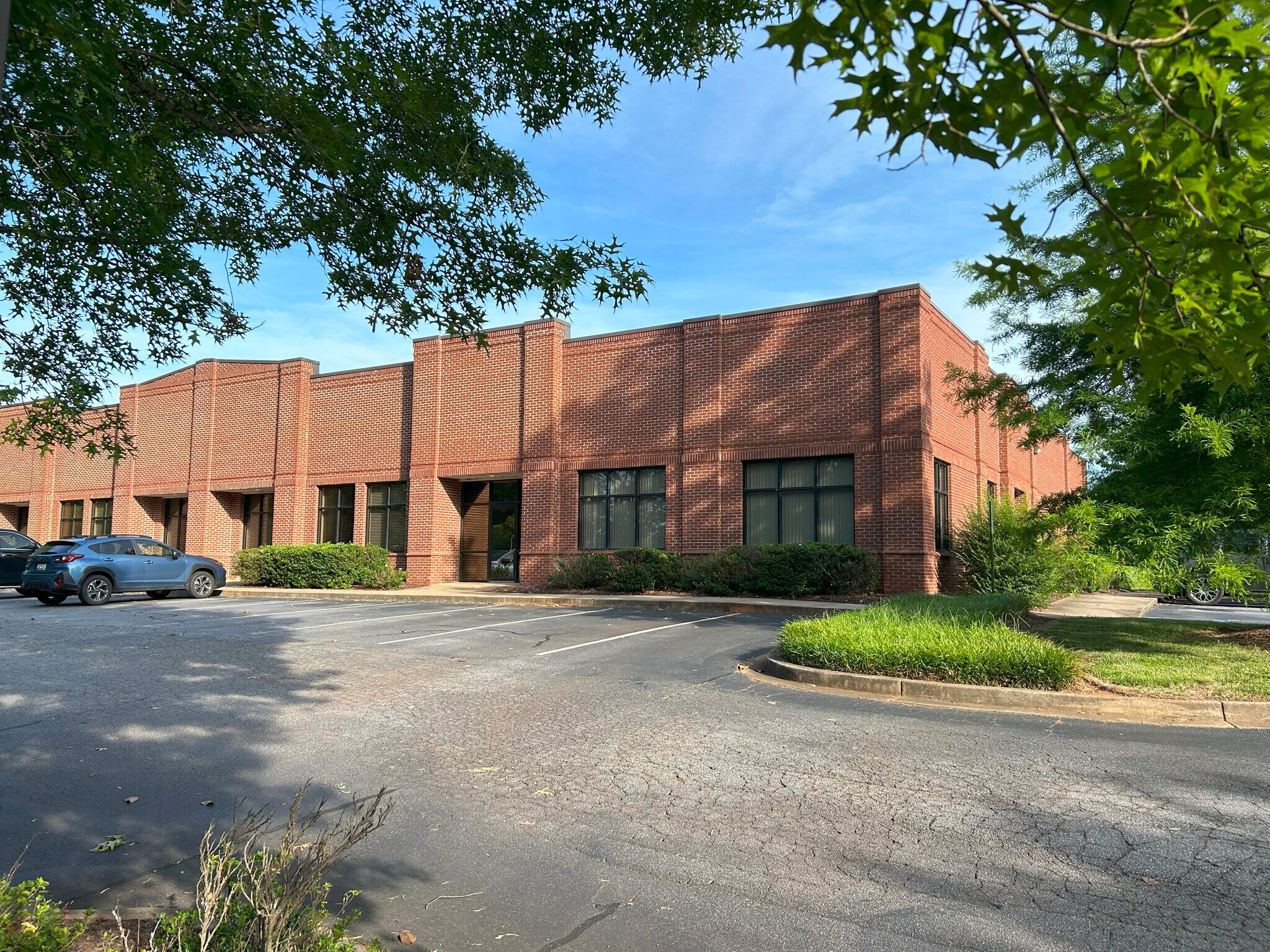 160 Congress Blvd, Duncan, SC for sale Building Photo- Image 1 of 1