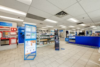 982-1002 Rue Jean-Neveu, Longueuil, QC for lease Interior Photo- Image 2 of 13