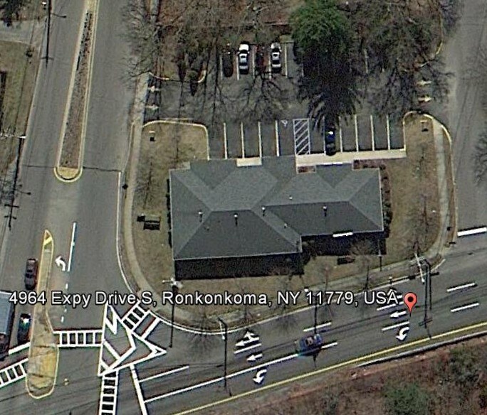 4964 S Express Dr, Ronkonkoma, NY 11779