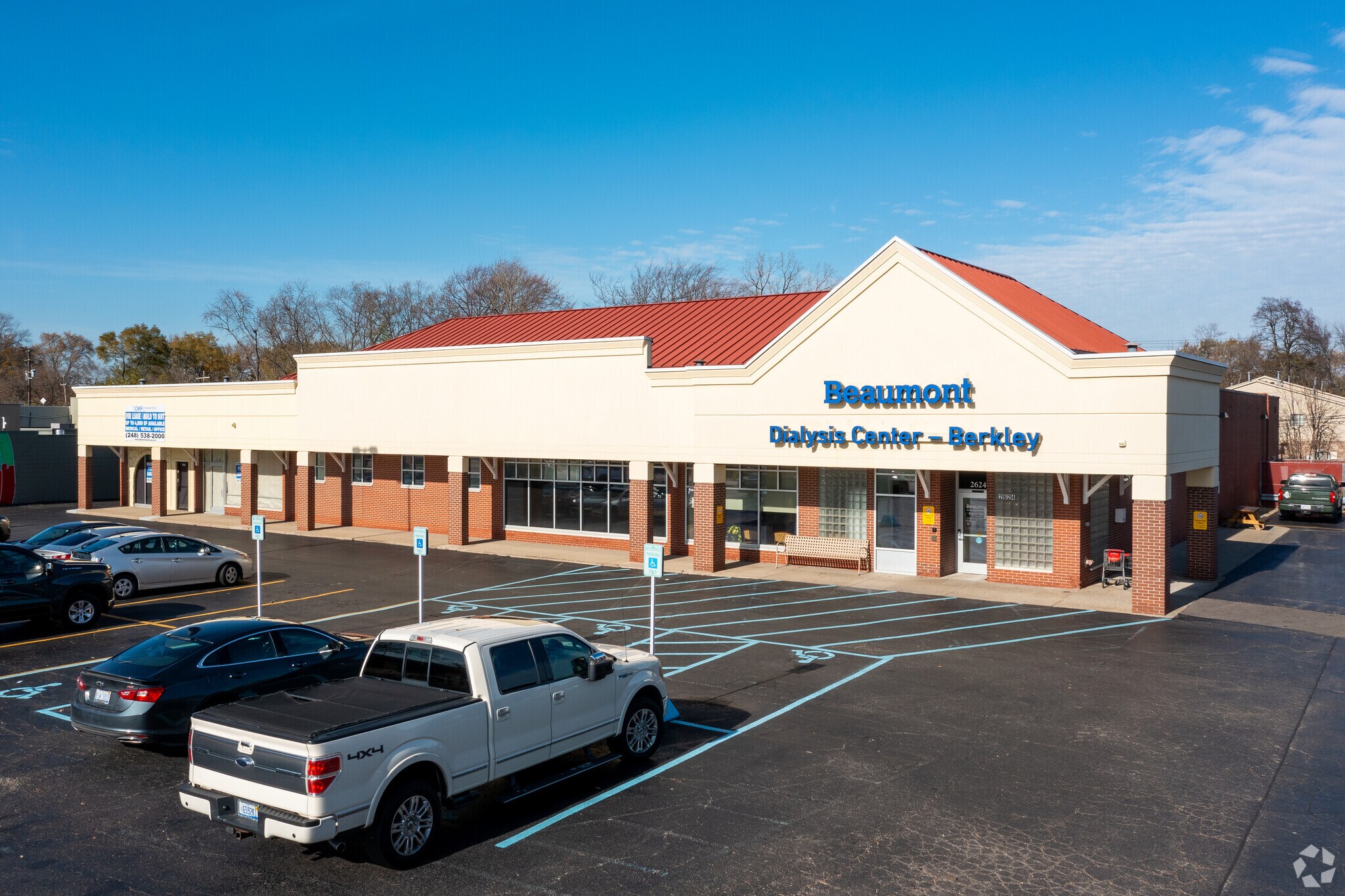 2624-2642 W 11 Mile Rd, Berkley, MI for sale Building Photo- Image 1 of 1