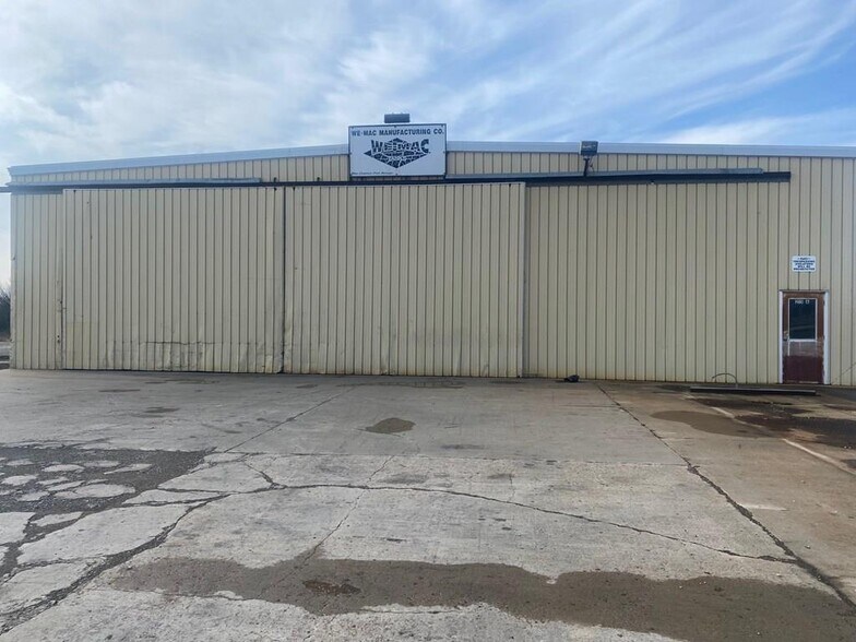 215 A Street, Caney, KS for sale - Primary Photo - Image 1 of 1