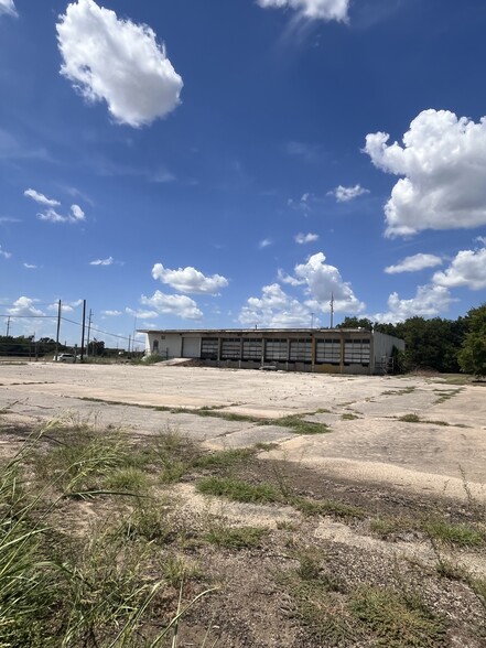 1306 I-35 Interstate Frontage 76240, Gainesville, TX for sale - Building Photo - Image 2 of 14