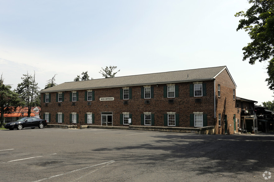 409 Easton Rd, Willow Grove, PA for lease - Primary Photo - Image 1 of 4