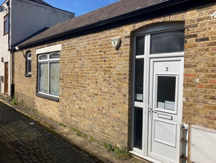 4-5 Broadway Ct, London for sale Building Photo- Image 1 of 1