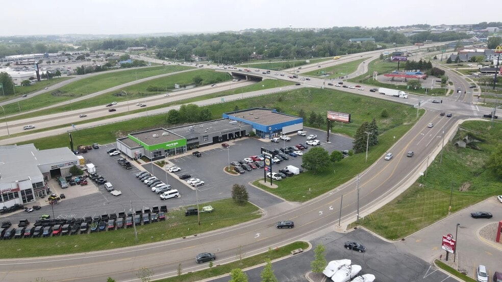 5335 E Frontage Rd NW, Rochester, MN for lease - Aerial - Image 2 of 6