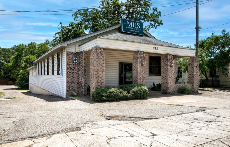 212 W 9th St, Tyler, TX for lease - Primary Photo - Image 1 of 37
