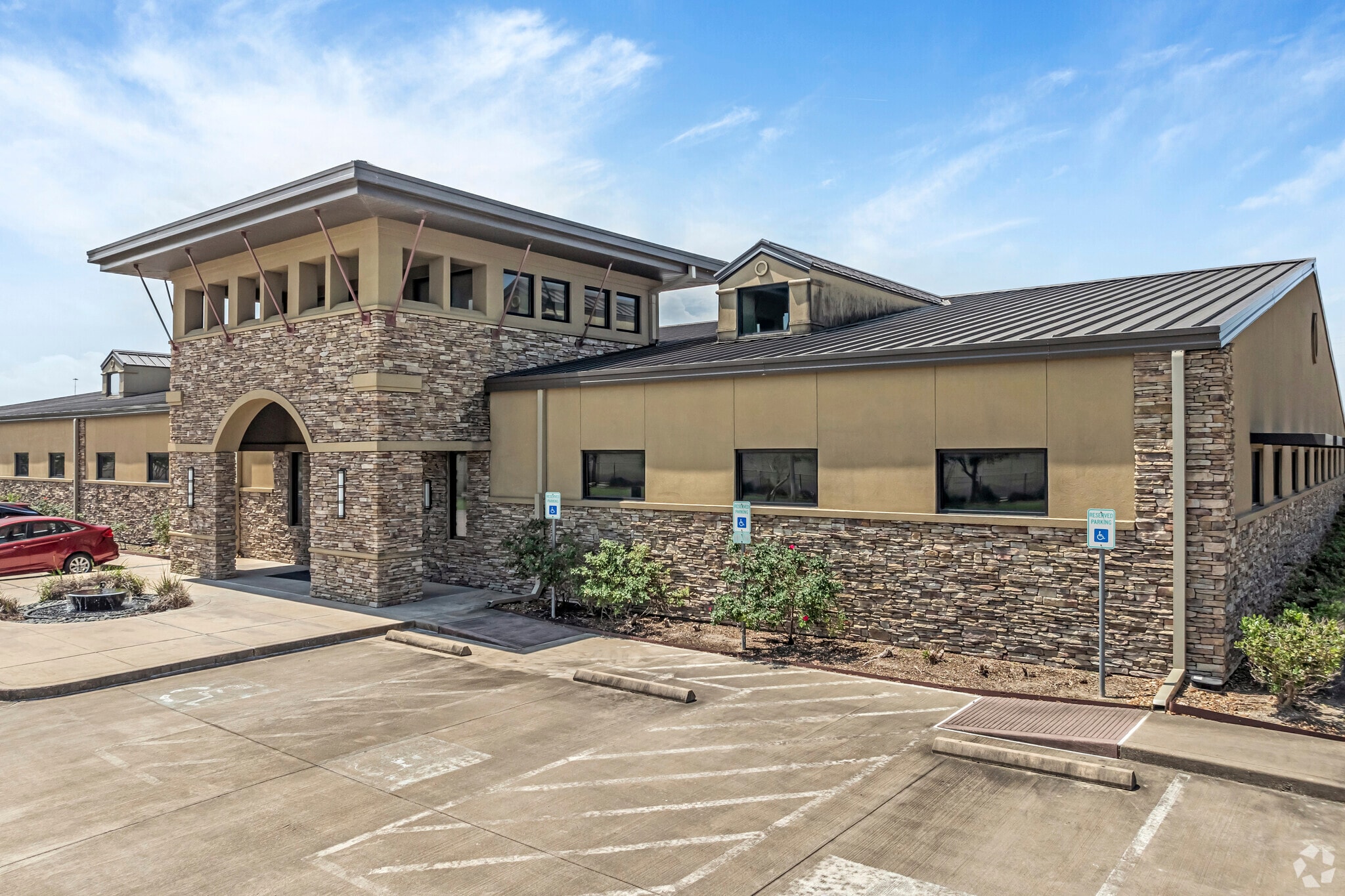 2990 Holmes Rd, Houston, TX for lease Primary Photo- Image 1 of 9