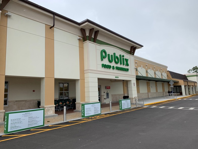 1657 N Hiatus Rd, Pembroke Pines, FL for lease - Building Photo - Image 1 of 1