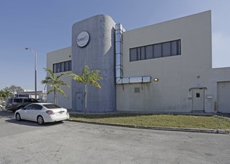 More details for 2700 NW 36th St, Miami, FL - Office for Sale